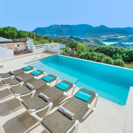 La Almena Blanca By Vintage Travel El Gastor