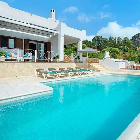 Villa La Almena Blanca By Vintage Travel *