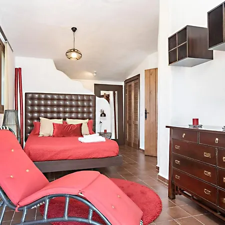 La Almena Blanca By Vintage Travel El Gastor